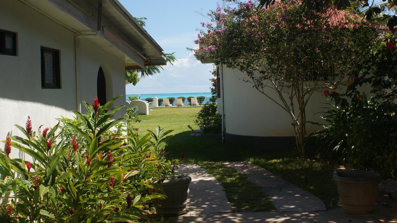 Amitie Chalets Praslin Villa Grand Anse  Exterior photo